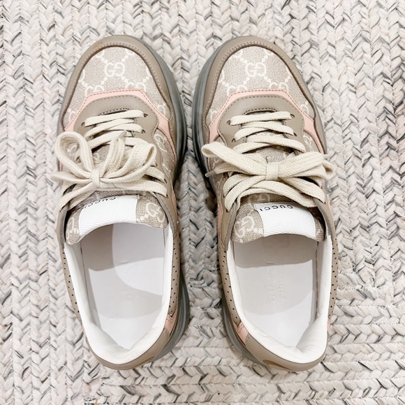 Gucci Supreme Leather Sneakers- Fall 2022 - Picture 4 of 6